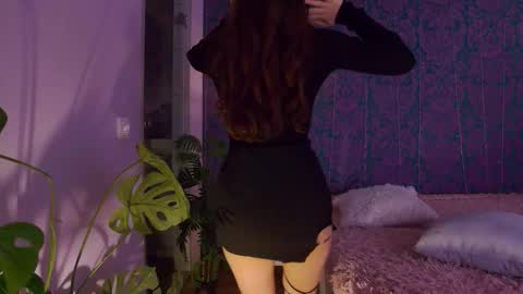 Lillian online show from 10.15.25