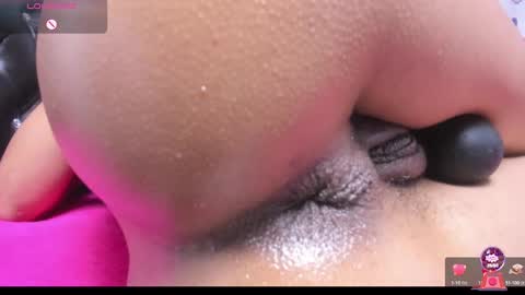 Snapshot of ray4kim chatting on 02.12.25 THALIA KIM online show from 02.12.25