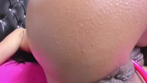 Snapshot of ray4kim chatting on 03.07.25 THALIA KIM online show from 03.07.25