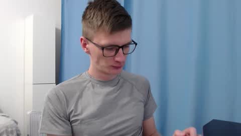 Snapshot of ray_booy chatting on 11.27.25 Ray Booy online show from 11.27.25