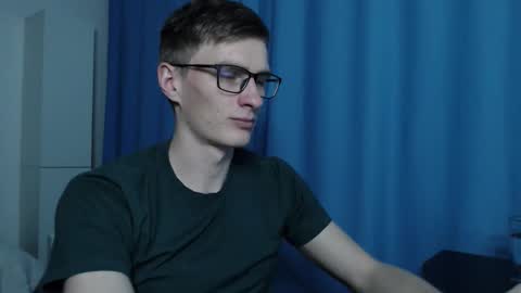 Snapshot of ray_booy chatting on 12.16.25 Ray Booy online show from 12.16.25