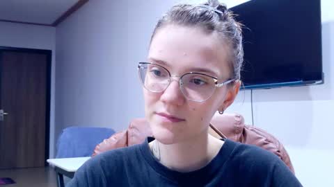 Snapshot of ray_lol chatting on 01.16.26 Ray-Ray online show from 01.16.26