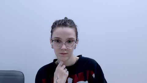 Snapshot of ray_lol chatting on 02.20.26 Ray-Ray online show from 02.20.26