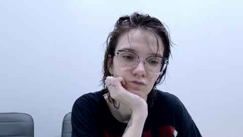 Snapshot of ray_lol chatting on 02.27.26 Ray-Ray online show from 02.27.26