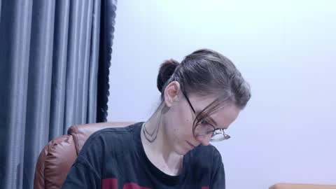 Ray-Ray online show from 03.31.26