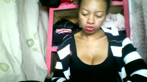 Snapshot of rayana_69 chatting on 06.23.26 rayana_69 online show from 06.23.26
