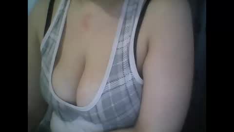 Snapshot of rayday_ chatting on 03.05.25 rayday_ online show from 03.05.25