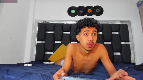 Snapshot of raydevil_ chatting on 02.20.25 Rayn online show from 02.20.25