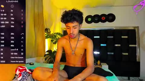 Snapshot of raydevil_ chatting on 02.22.25 Rayn online show from 02.22.25