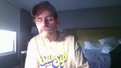 Snapshot of raylene4u2 chatting on 12.08.24 Ray online show from 12.08.24