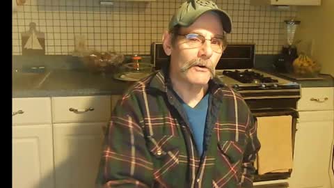 Snapshot of raylene4u2 chatting on 02.20.25 Ray online show from 02.20.25
