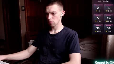 Snapshot of raylonn chatting on 12.28.24 Ray online show from 12.28.24