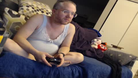 Snapshot of raymondsun chatting on 01.19.25 Sunshine Ray online show from 01.19.25