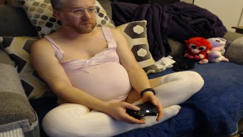 Snapshot of raymondsun chatting on 02.03.25 Sunshine Ray online show from 02.03.25