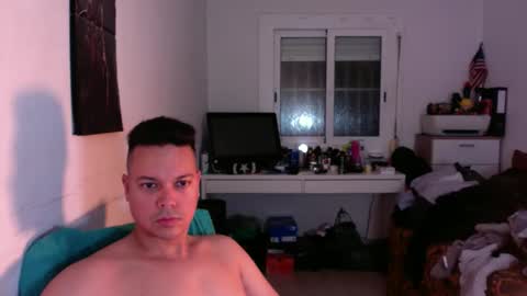 Snapshot of rayolex chatting on 10.19.25 rayolex online show from 10.19.25