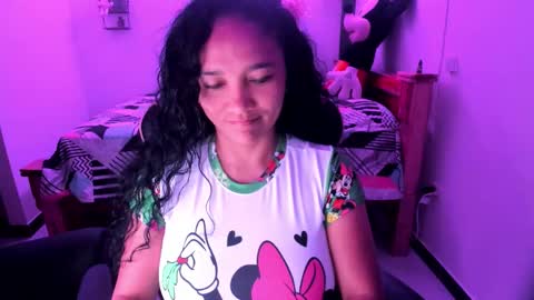 Snapshot of rayza_mature_ chatting on 11.14.25 Danna online show from 11.14.25