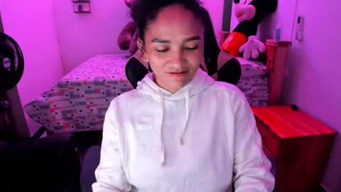Snapshot of rayza_mature_ chatting on 06.03.26 Danna online show from 06.03.26