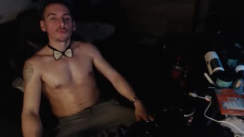 Rayzel online show from 12.17.25