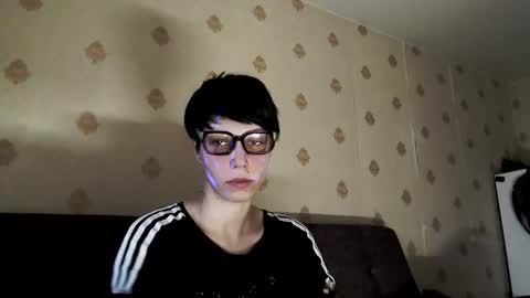 Snapshot of raziel_haze chatting on 11.03.25 Yrriel Strife Candy-Demon Caveboy mr. Cringe online show from 11.03.25