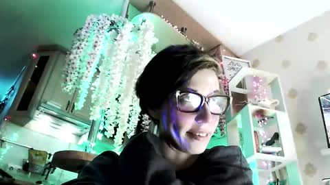 Snapshot of raziel_haze chatting on 11.08.25 Yrriel Strife Candy-Demon Caveboy mr. Cringe online show from 11.08.25