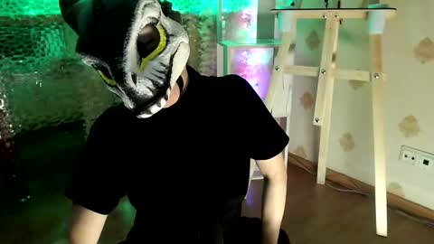 Snapshot of raziel_haze chatting on 11.13.25 Yrriel Strife Candy-Demon Caveboy mr. Cringe online show from 11.13.25