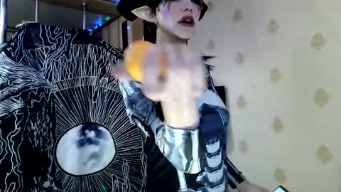 Snapshot of raziel_haze chatting on 11.24.25 Yrriel Strife Candy-Demon Caveboy mr. Cringe online show from 11.24.25