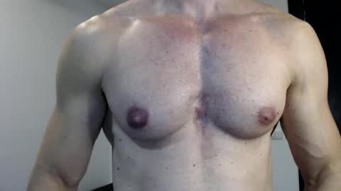 Snapshot of razorramon13 chatting on 01.12.25 razorramon13 online show from 01.12.25