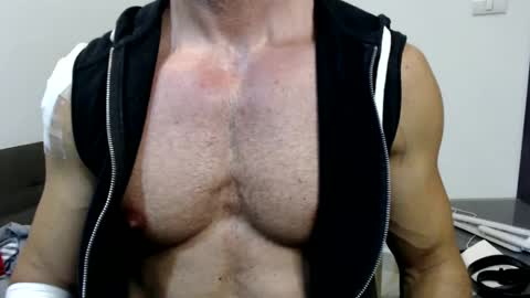 Snapshot of razorramon13 chatting on 01.28.25 razorramon13 online show from 01.28.25