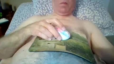 Snapshot of rbloed chatting on 05.12.26 Jimmy online show from 05.12.26