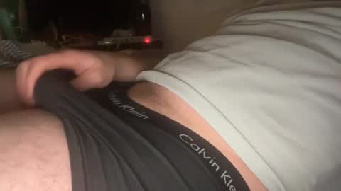 Snapshot of rbnaustiiin chatting on 01.04.25 rbnaustiiin online show from 01.04.25