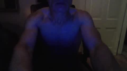 Snapshot of rdneckbitch chatting on 10.21.25 rdneckbitch online show from 10.21.25