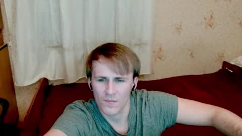 Snapshot of ready2serve_obey chatting on 10.01.25 Jack online show from 10.01.25