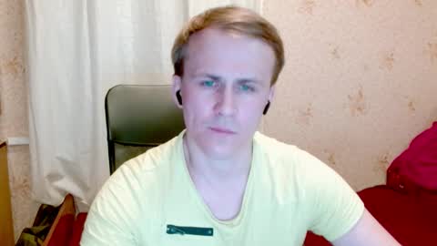 Snapshot of ready2serve_obey chatting on 05.18.26 Jack online show from 05.18.26
