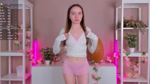 Sandy online show from 10.18.25