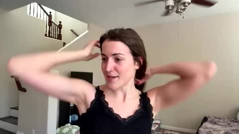 Snapshot of realbeccablair chatting on 05.17.26 realbeccablair online show from 05.17.26