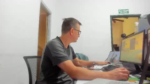 Snapshot of realdreamswc chatting on 07.15.26 realdreamswc online show from 07.15.26
