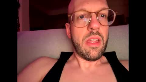 Snapshot of realhorsedick chatting on 05.03.26 HugeSecret online show from 05.03.26
