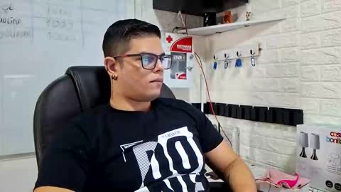 Snapshot of realjoel chatting on 03.31.26 Joel online show from 03.31.26