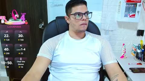 Snapshot of realjoel chatting on 04.08.26 Joel online show from 04.08.26