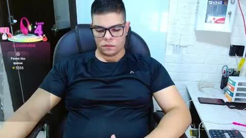 Snapshot of realjoel chatting on 05.27.26 Joel online show from 05.27.26
