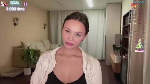 Snapshot of realsupermichael chatting on 12.16.24 AliceEve online show from 12.16.24