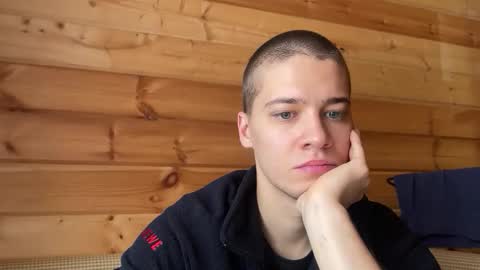 Snapshot of realsupermichael chatting on 11.24.25 AliceEve online show from 11.24.25