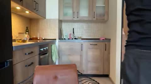 AliceEve online show from 04.10.26