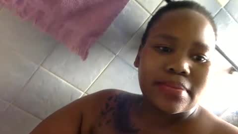 Snapshot of realsweetheart chatting on 12.18.24 REAL1SWEETHEART online show from 12.18.24