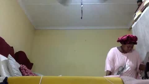 Snapshot of realsweetheart chatting on 02.02.25 REAL1SWEETHEART online show from 02.02.25