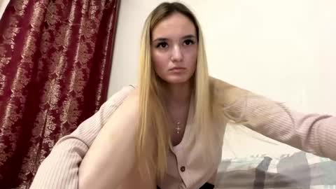 Risa online show from 04.30.26