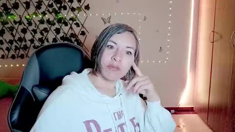 Rebbeca online show from 11.14.25