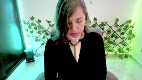 Snapshot of rebbeca09 chatting on 02.24.26 Rebbeca online show from 02.24.26