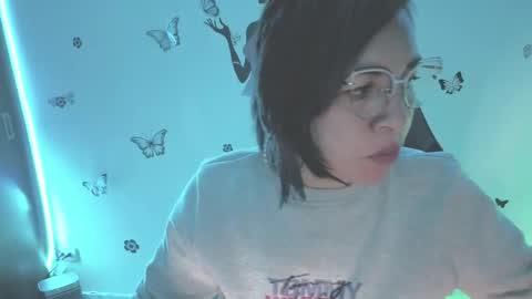 Rebbeca online show from 04.12.26