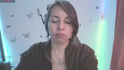 Snapshot of rebbeca09 chatting on 07.16.26 Rebbeca online show from 07.16.26